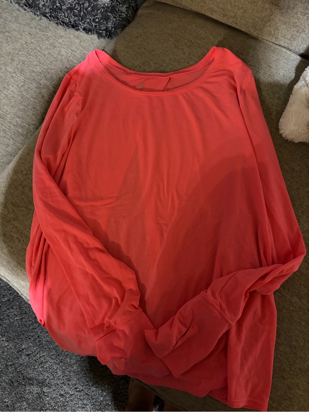 GAP Long Sleeve Scoop Neck Top in Coral